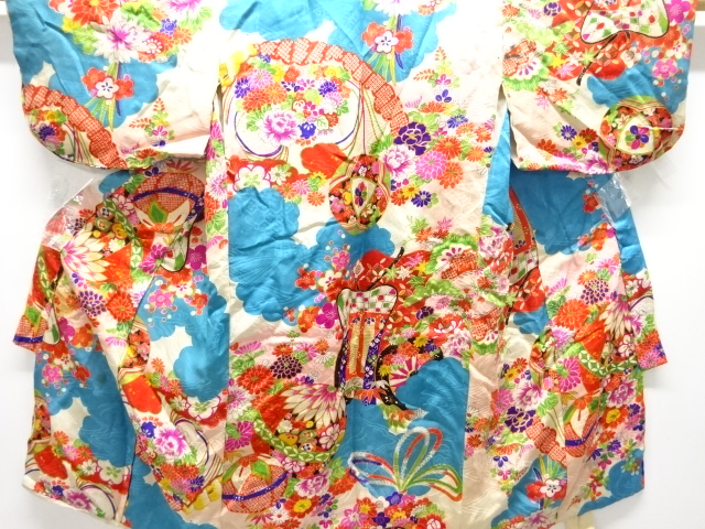 アンティーク　綸子檜扇に花・御所車模様着物